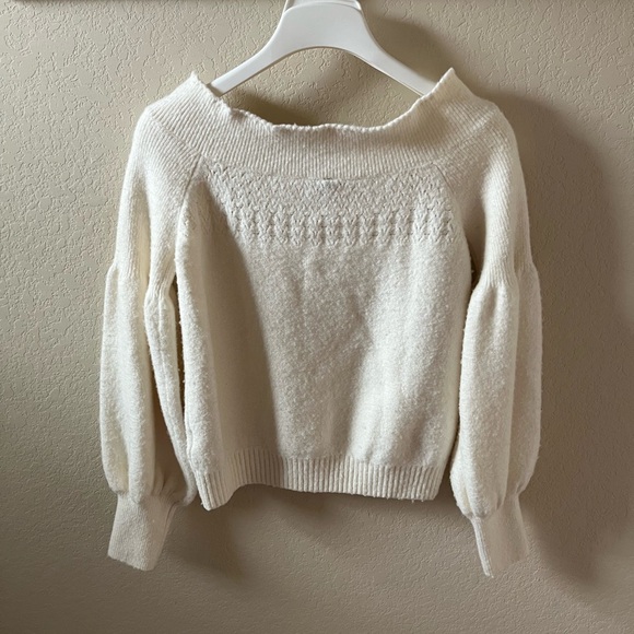 Anthropologie Women’s Ivory Wool Off-Shoulder Ruffle-Edge Sweater Size M - Picture 12 of 16